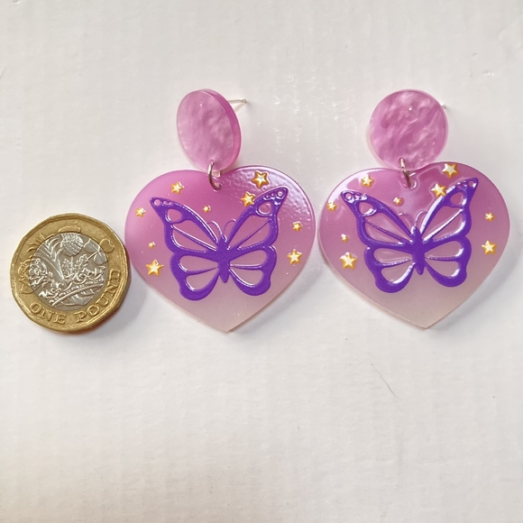 BNWT Heart Shaped Butterfly Resin Earrings with Golden Stars - Picture 4 of 11